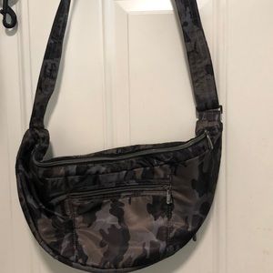 Crossbody lug camo purse
